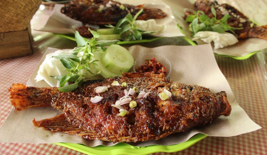 Ikan bakar RM. Ikan Bakar Arum terkenal kelezatannya